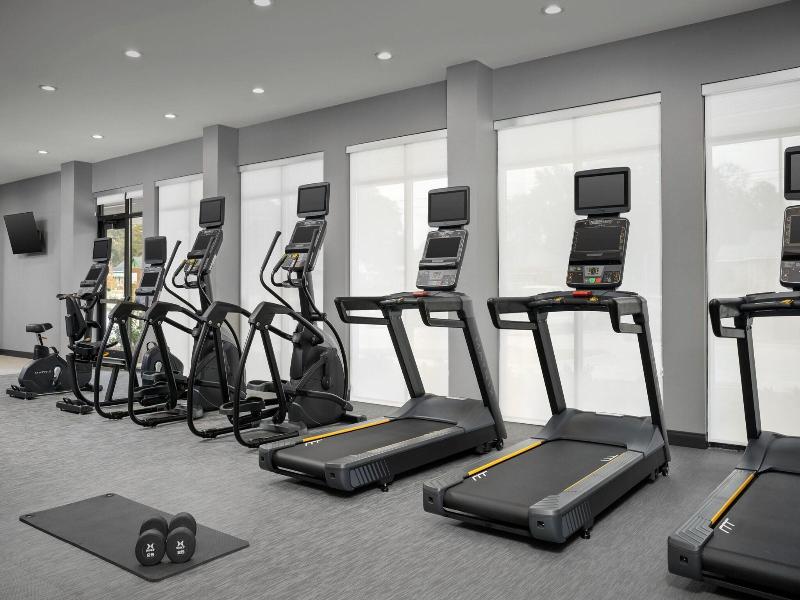 Courtyard By Marriott Northport