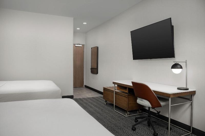 Courtyard By Marriott Northport image