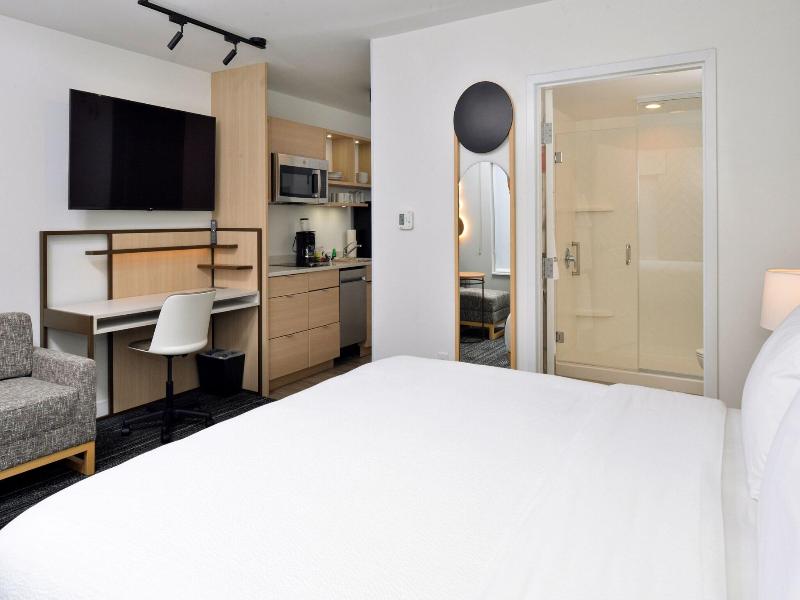 Towneplace Suites By Marriott Asheville Downtown image