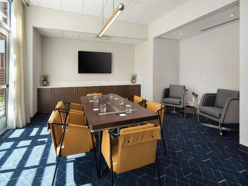 Courtyard By Marriott Fresno Clovis