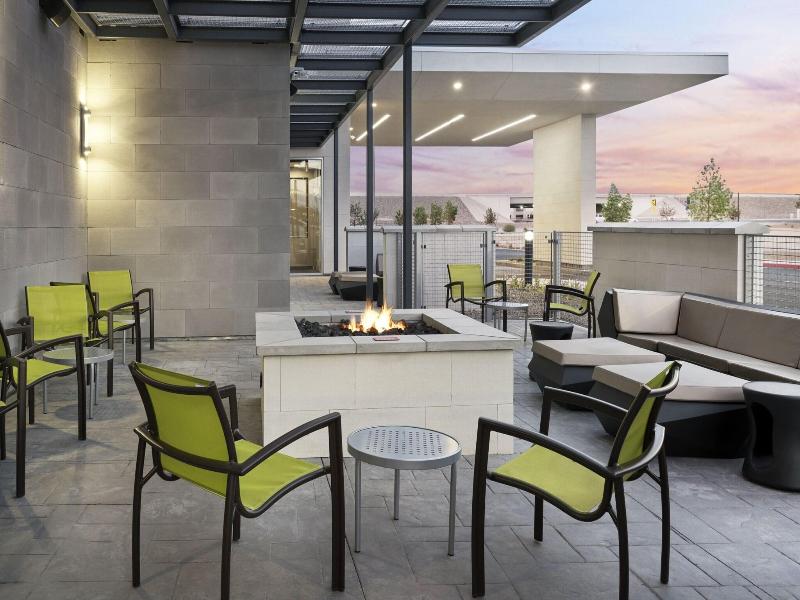 Springhill Suites By Marriott Las Vegas Airport image