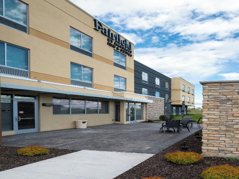 Fairfield Inn Suites By Marriott Fond Du Lac