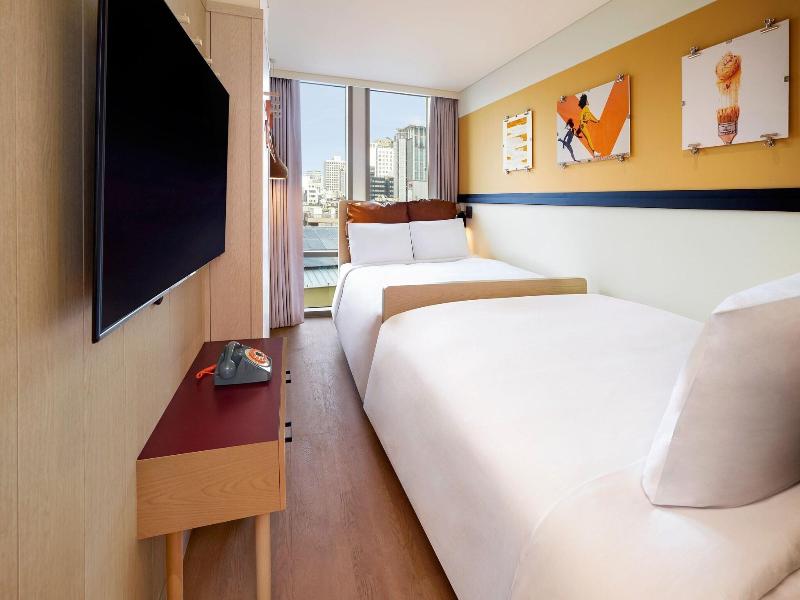 Moxy Seoul Myeongdong image