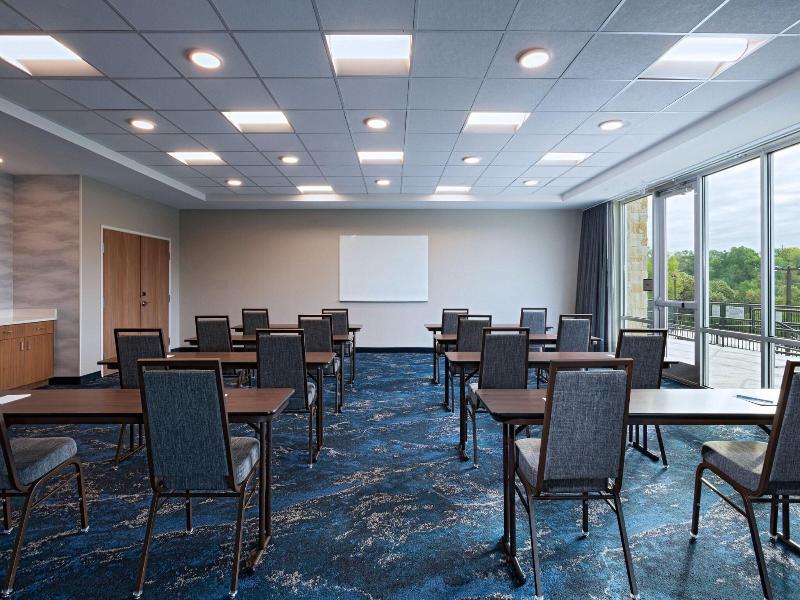 Fairfield Inn Suites By Marriott Austin Georgetown image