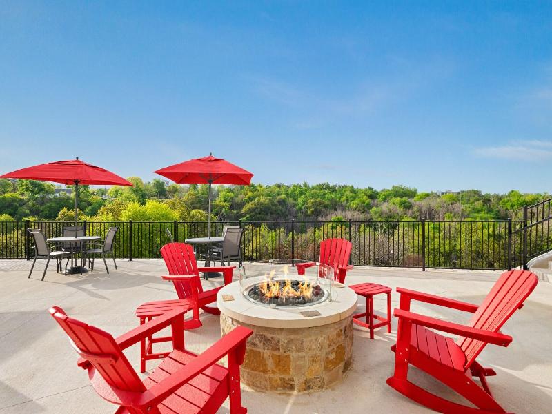 Fairfield Inn Suites By Marriott Austin Georgetown image
