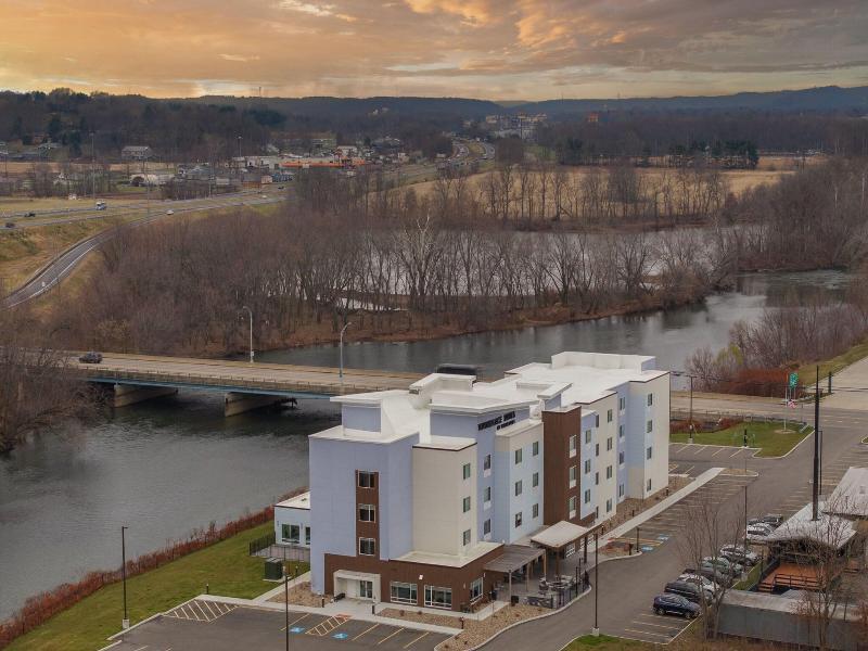 Towneplace Suites By Marriott New Philadelphia image