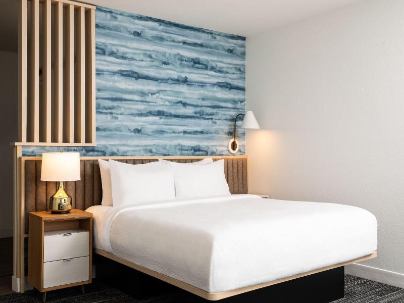 Towneplace Suites By Marriott New Philadelphia image