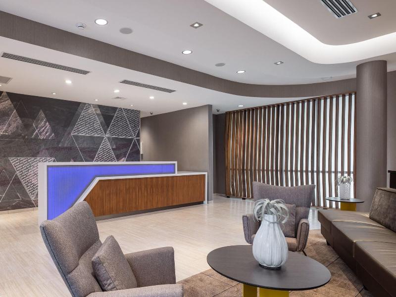 Springhill Suites Tucson At The Bridges image