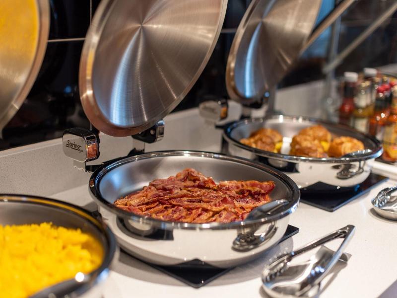 Springhill Suites Tucson At The Bridges image
