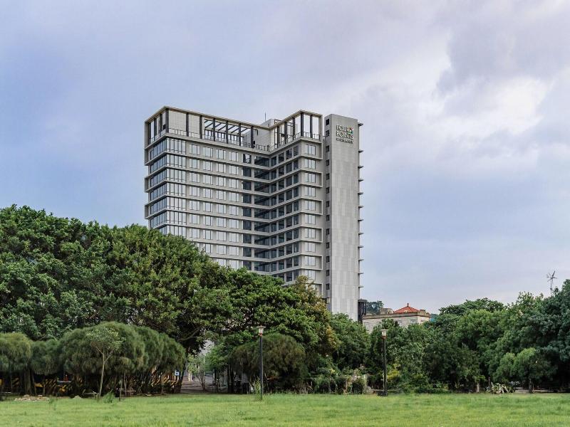 Four Points By Sheraton Taipei Bali image