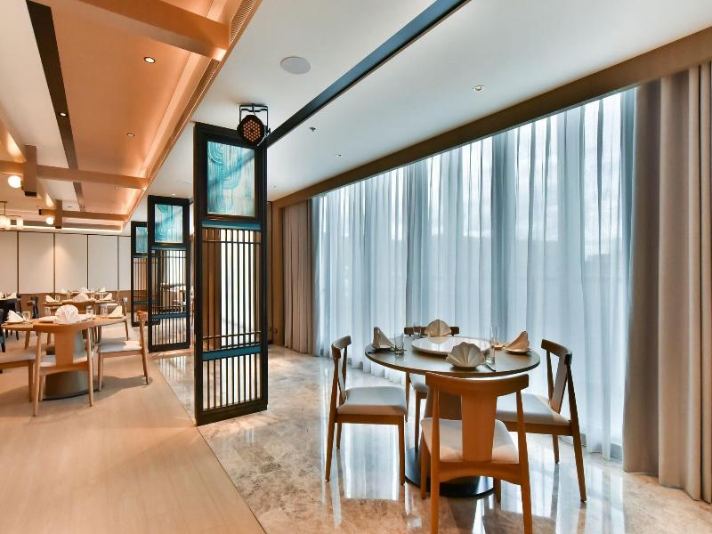 Four Points By Sheraton Taipei Bali image