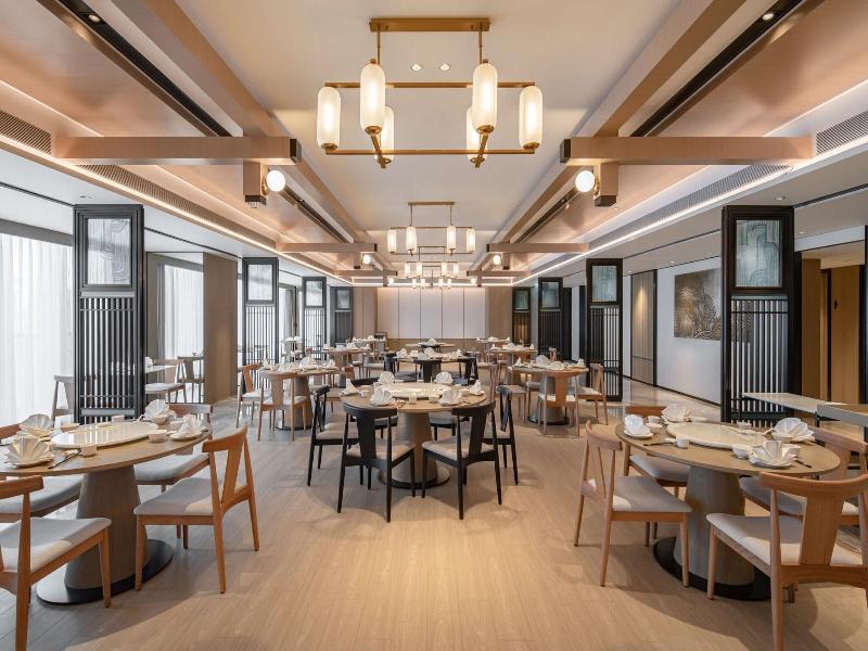 Four Points By Sheraton Taipei Bali image