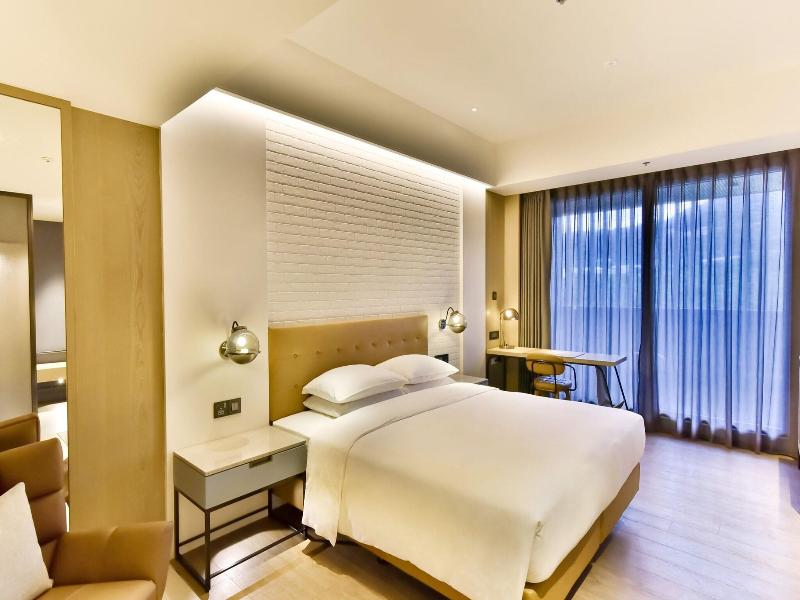Four Points By Sheraton Taipei Bali image