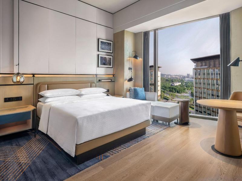 Four Points By Sheraton Guangzhou Baiyun image