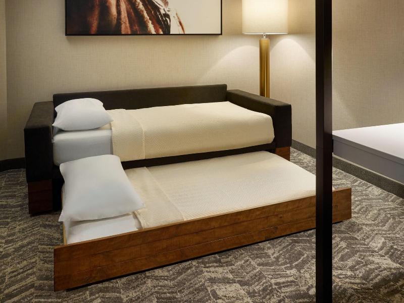 Springhill Suites By Marriott Franklin Mint image