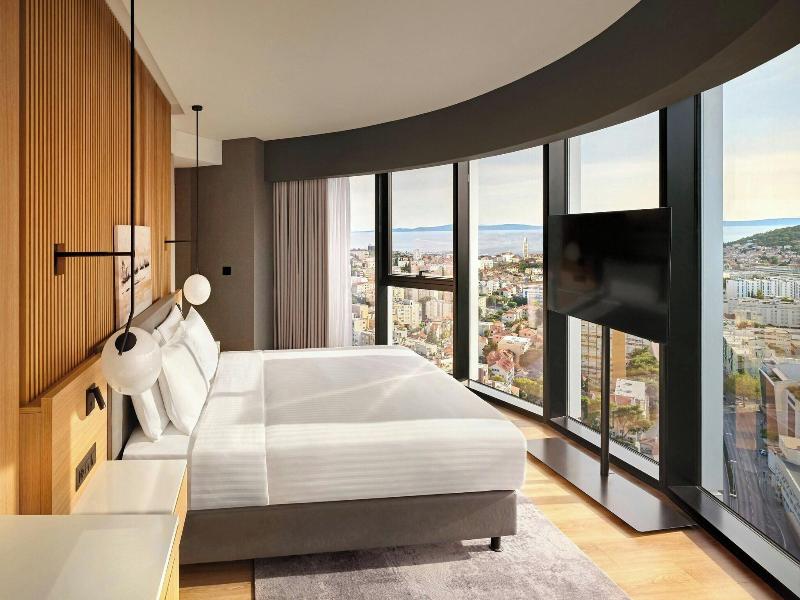 Ac Hotel By Marriott Split image