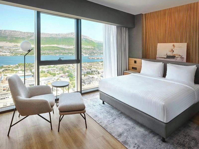 Ac Hotel By Marriott Split image