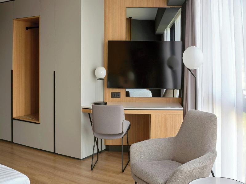 Ac Hotel By Marriott Split image