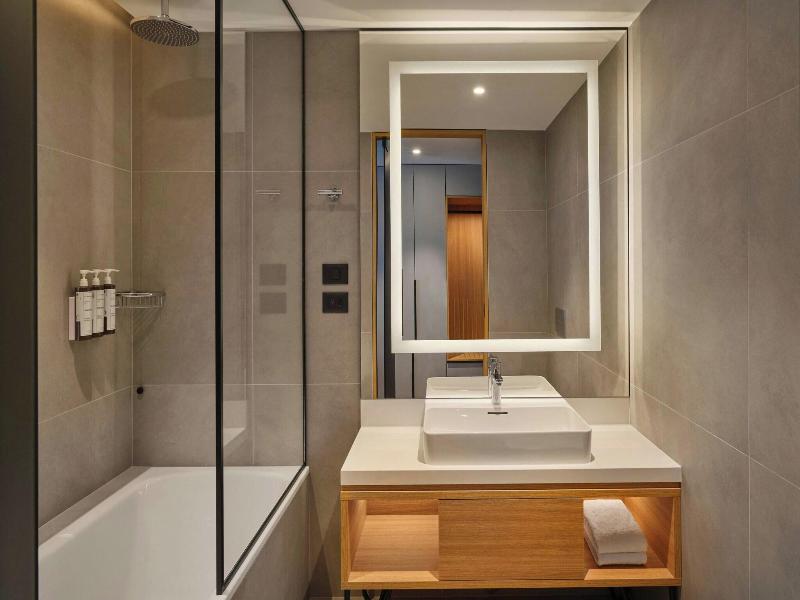 Ac Hotel By Marriott Split image