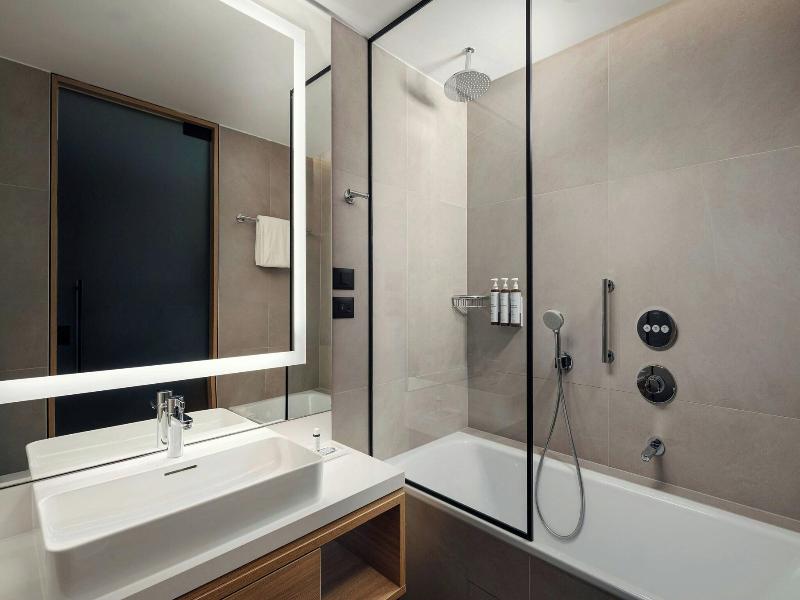 Ac Hotel By Marriott Split image