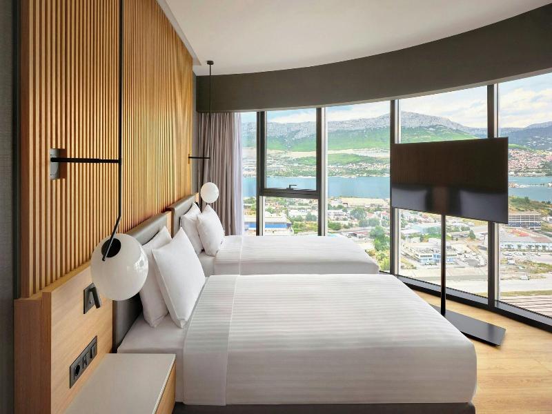 Ac Hotel By Marriott Split image