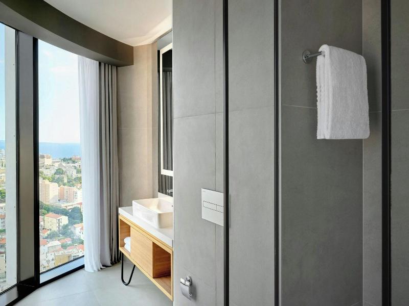 Ac Hotel By Marriott Split image
