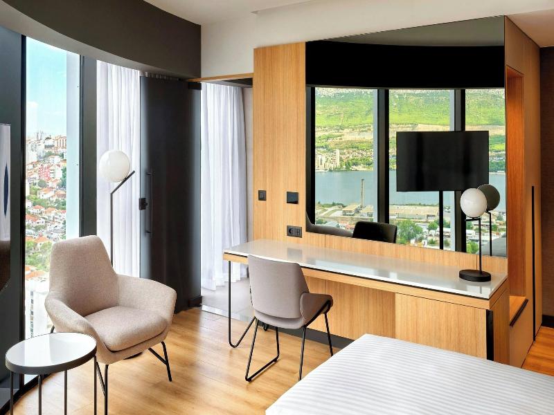 Ac Hotel By Marriott Split image