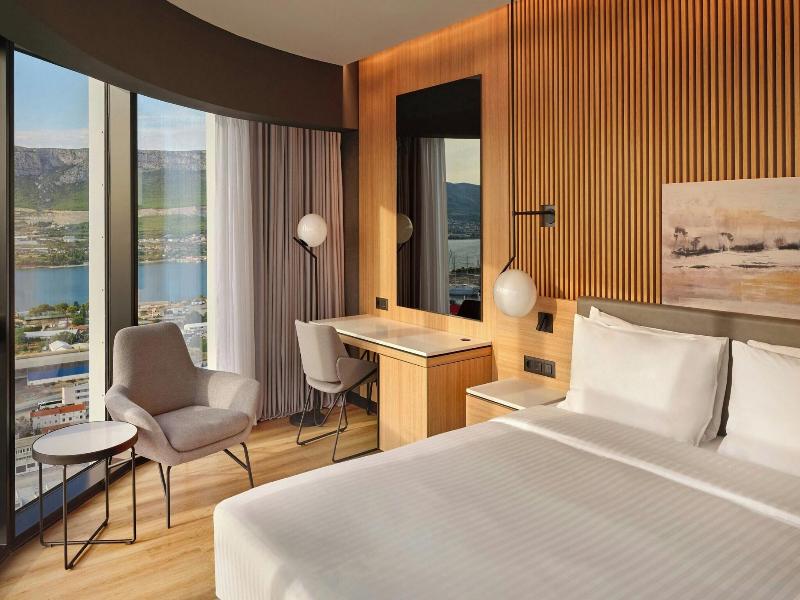 Ac Hotel By Marriott Split image