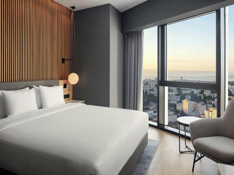 Ac Hotel By Marriott Split image