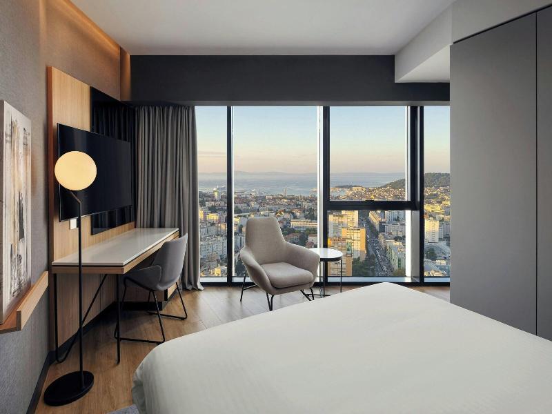 Ac Hotel By Marriott Split image