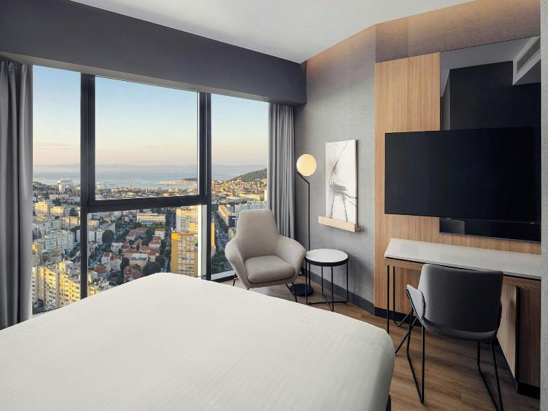 Ac Hotel By Marriott Split image