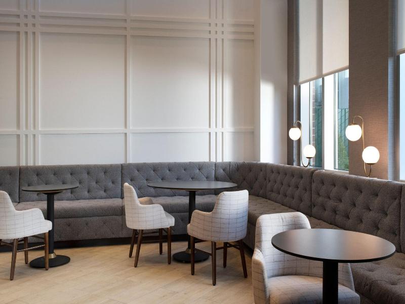 Residence Inn By Marriott St Louis Clayton image