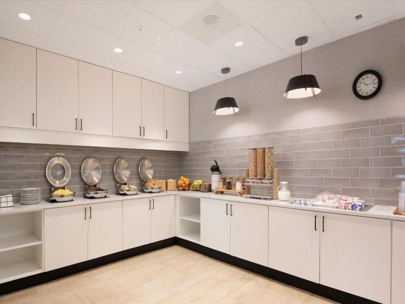 Residence Inn By Marriott St Louis Clayton image