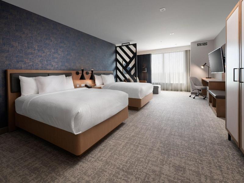 Residence Inn By Marriott St Louis Clayton image