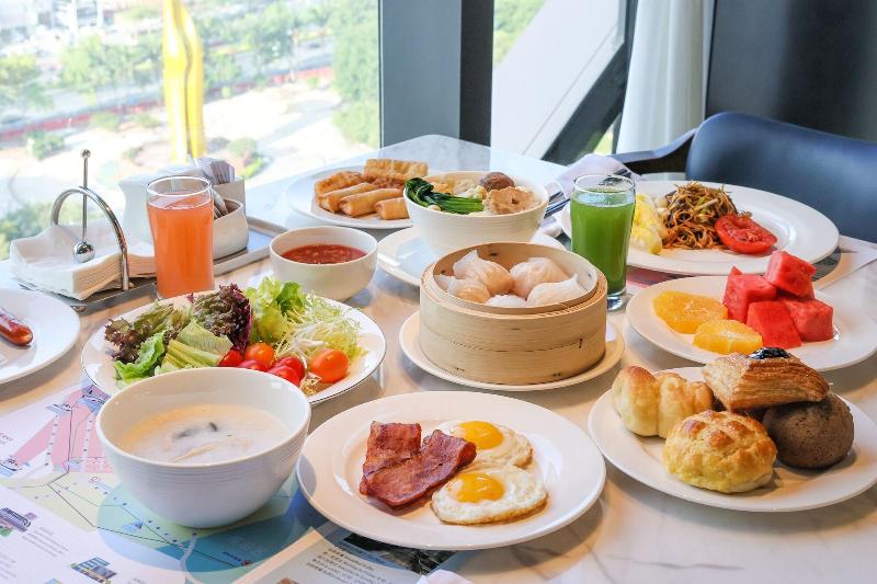 Four Points By Sheraton Shenzhen Bao An image