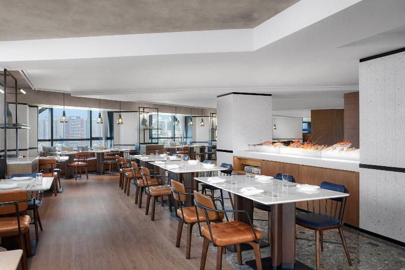 Four Points By Sheraton Shenzhen Bao An image