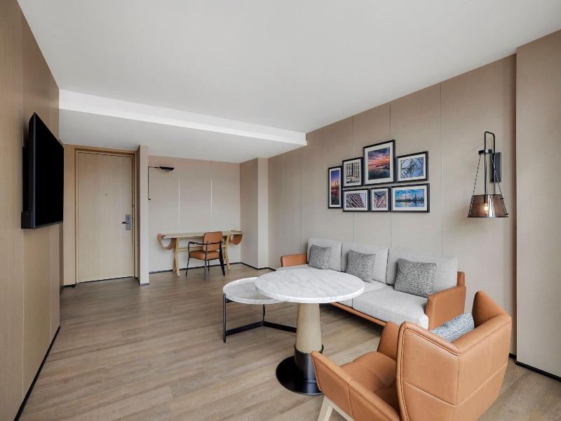 Four Points By Sheraton Shenzhen Bao An image