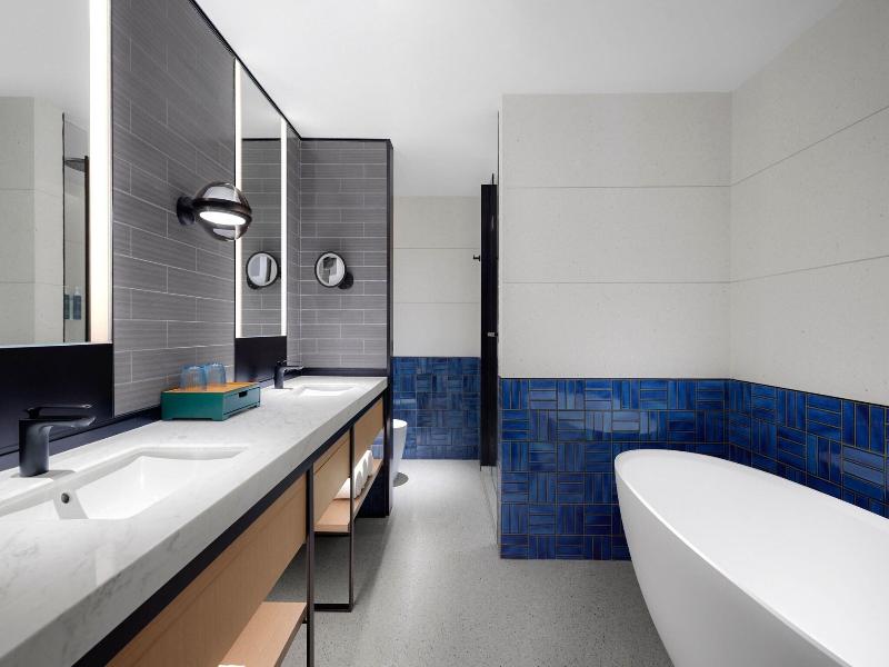 Four Points By Sheraton Shenzhen Bao An image