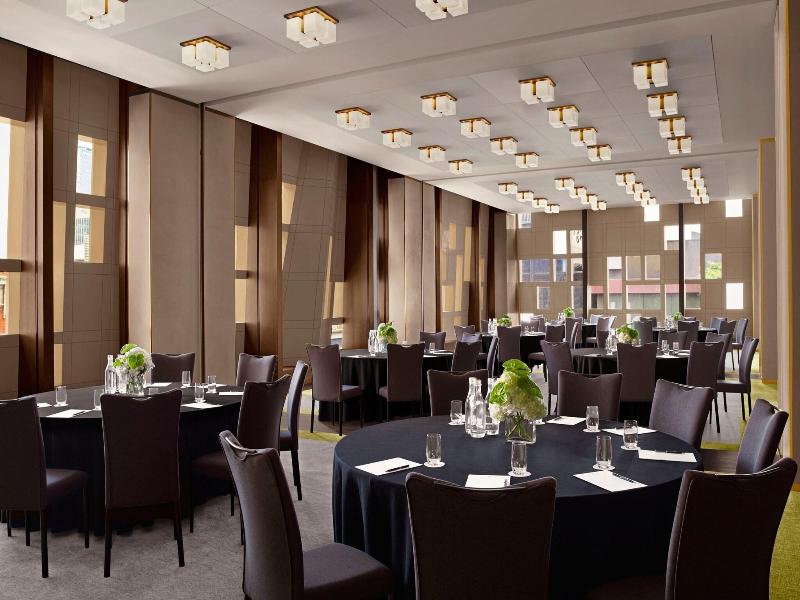 The Ritz Carlton Melbourne image