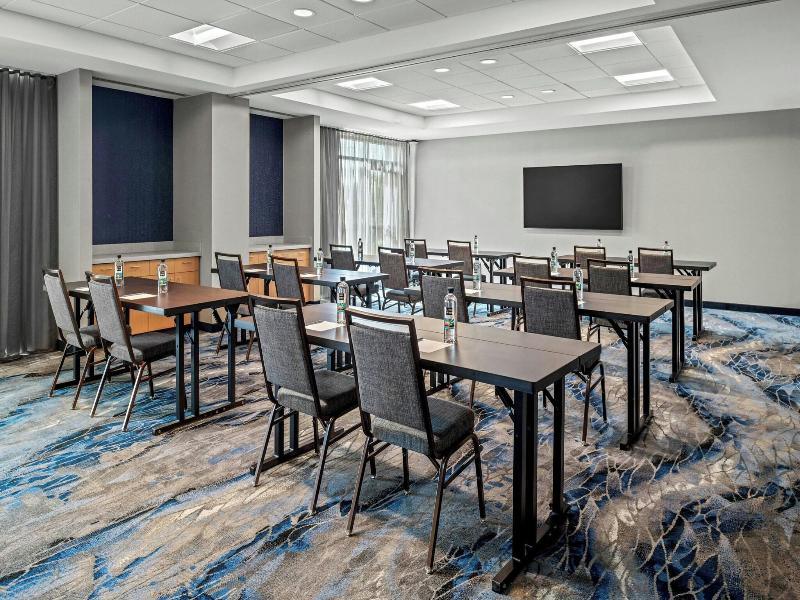 Fairfield Inn Suites By Marriott Stockton Lathrop image
