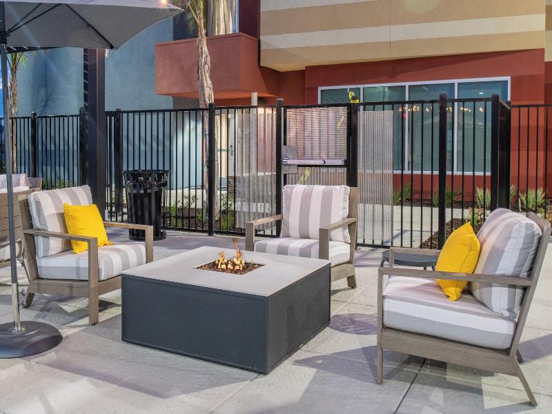 Fairfield Inn Suites By Marriott Stockton Lathrop image