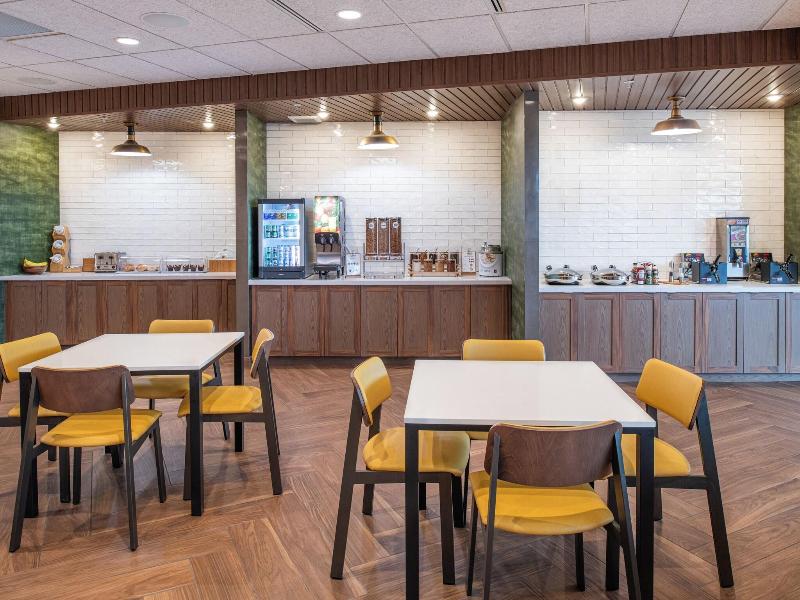 Fairfield Inn Suites By Marriott Stockton Lathrop image