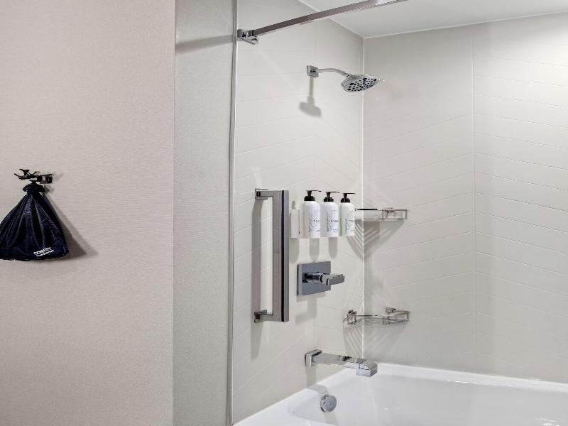 Fairfield Inn Suites By Marriott Stockton Lathrop image