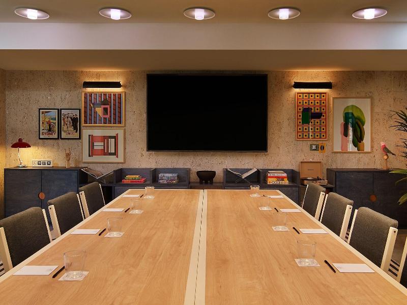 Moxy Sydney Airport image