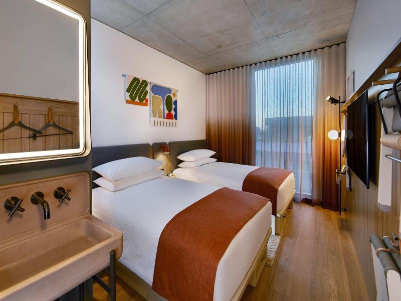 Moxy Sydney Airport image