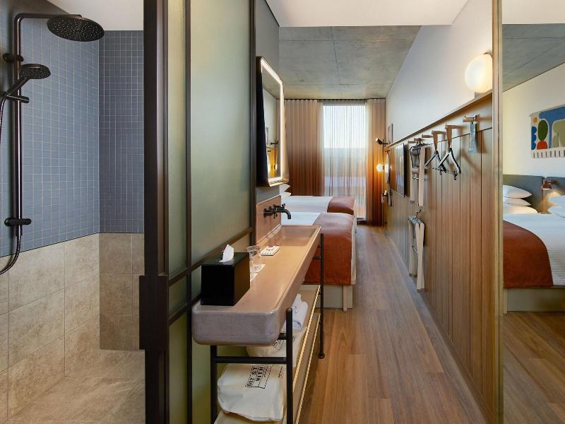 Moxy Sydney Airport image