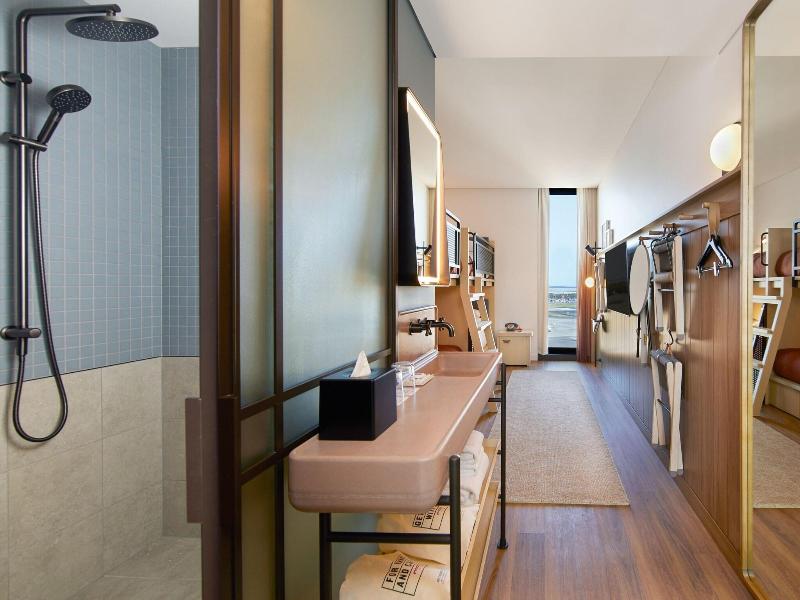 Moxy Sydney Airport image