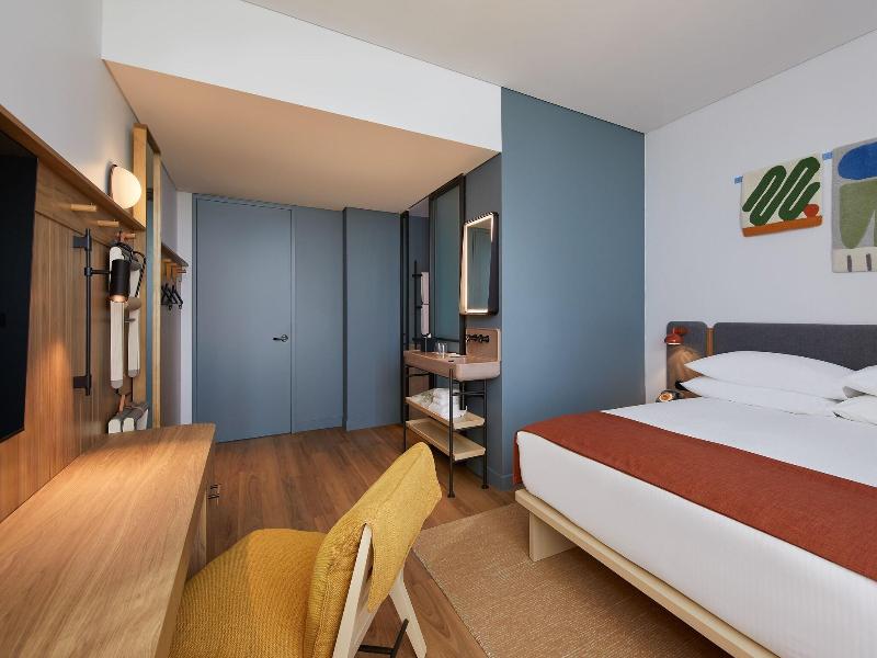 Moxy Sydney Airport image