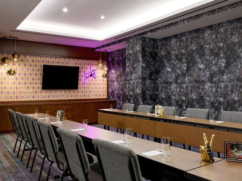 Renaissance New York Harlem Hotel image
