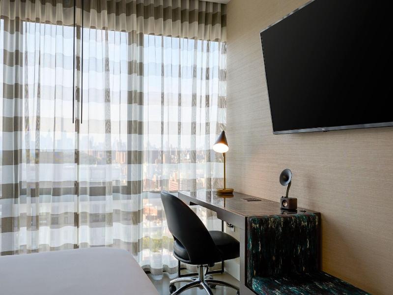 Renaissance New York Harlem Hotel image
